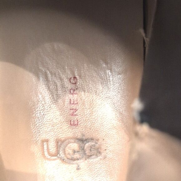 UGG Men's Baldvin Tan Suede Chelsea Boots Size 9.5 - Picture 3 of 11